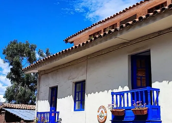 Flying Dog Hostel *