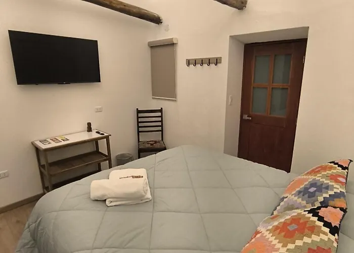 Flying Dog Hostel *